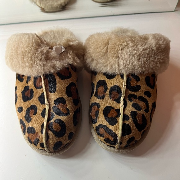 Leopard print scuffette Uggs - Picture 1 of 11